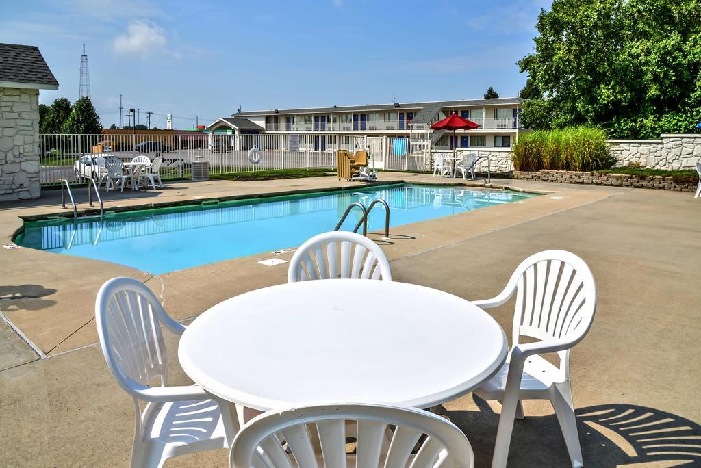 Motel 6-Saint Joseph, Mo Exterior photo